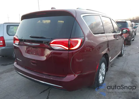 2018 Chrysler Pacifica Touring L from USA, damaged, VIN 2C4RC1BG1JR338397